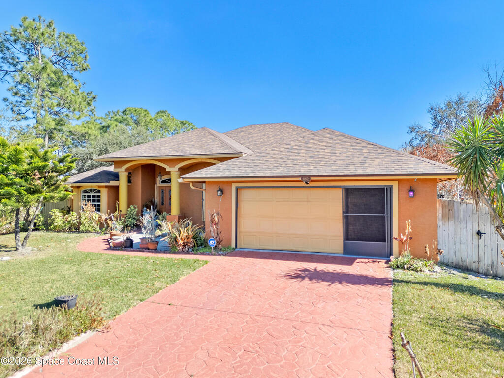 882 Palo Alto Street, Palm Bay, FL 32909