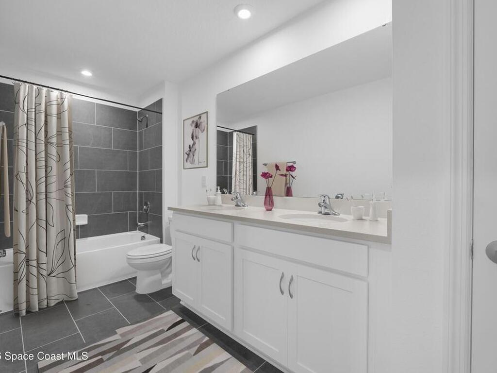 3370 Viridian Circle, Melbourne, FL 32904