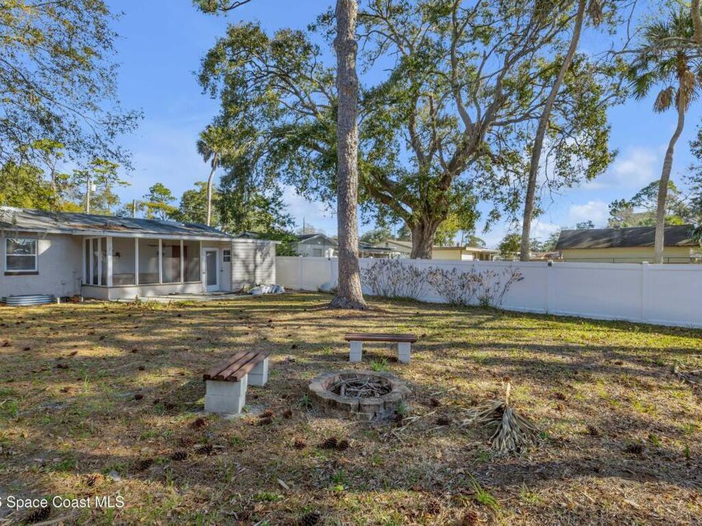 533 Blake Road, South Daytona, FL 32119