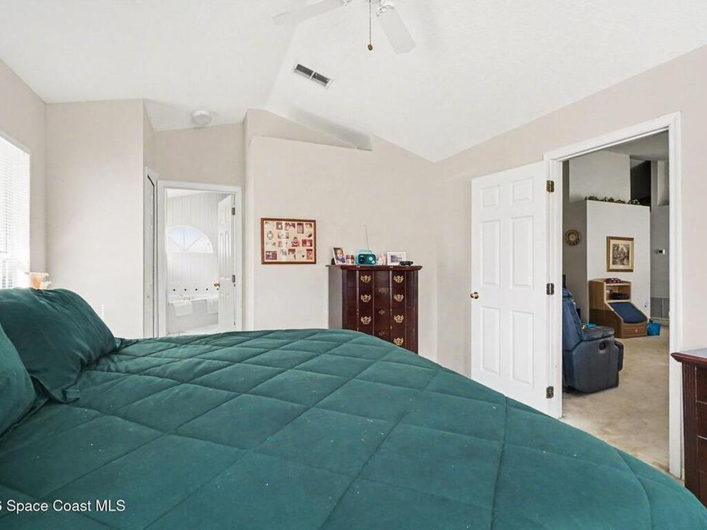 1670 E Spring Ridge Circle, Winter Garden, FL 34787