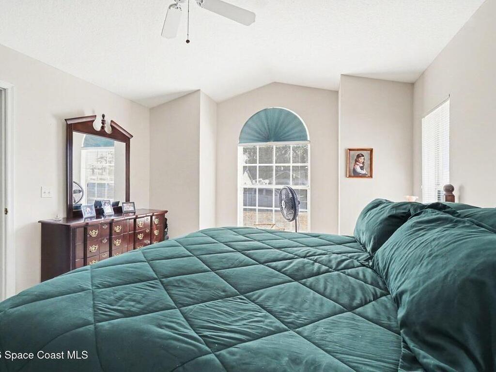 1670 E Spring Ridge Circle, Winter Garden, FL 34787