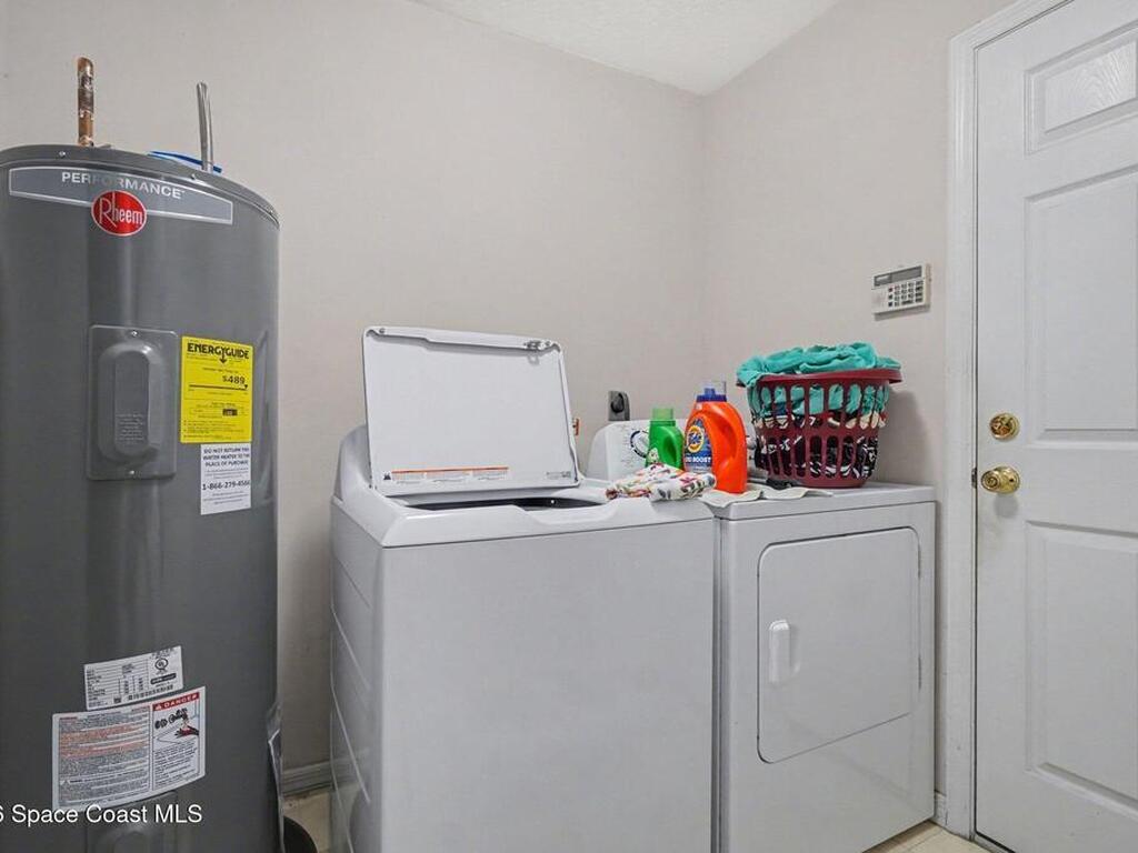 1670 E Spring Ridge Circle, Winter Garden, FL 34787