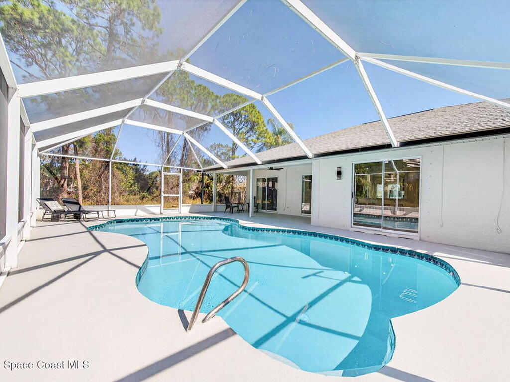 298 Dobbins Road, Palm Bay, FL 32907