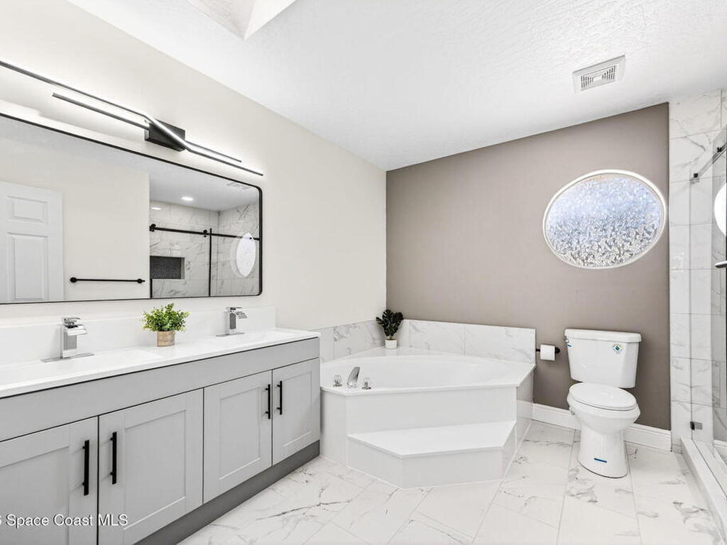 298 Dobbins Road, Palm Bay, FL 32907