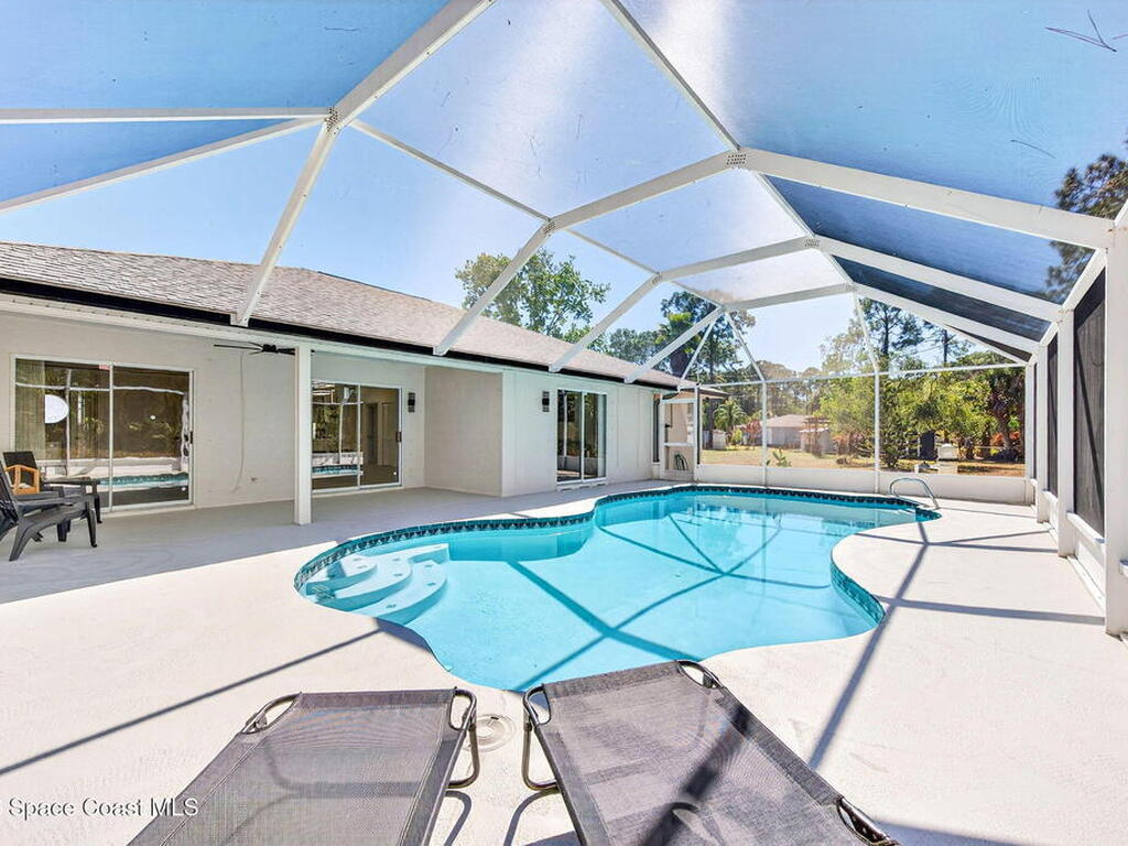 298 Dobbins Road, Palm Bay, FL 32907