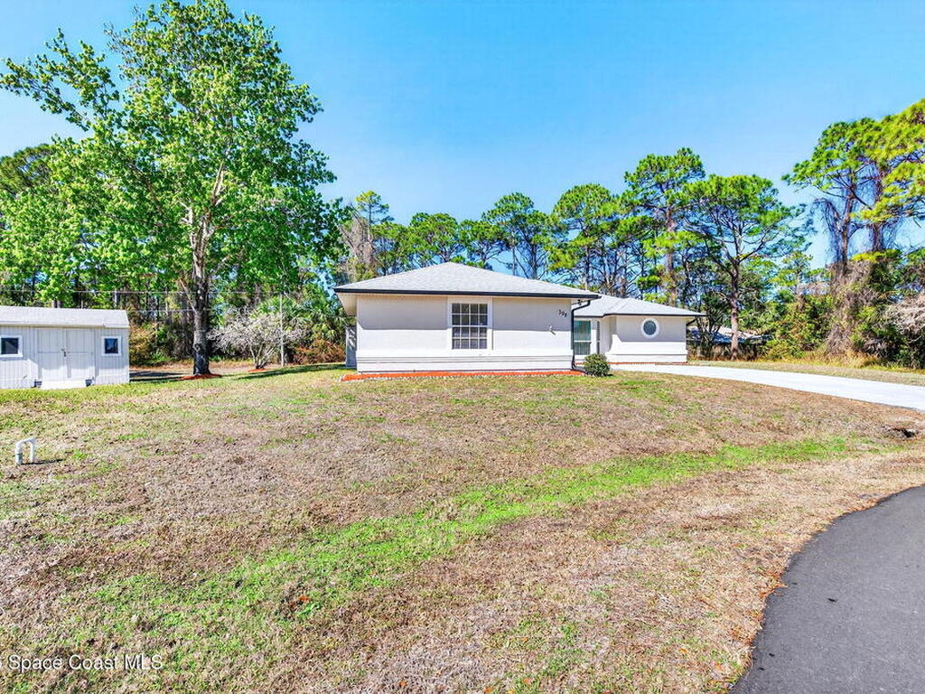 298 Dobbins Road, Palm Bay, FL 32907