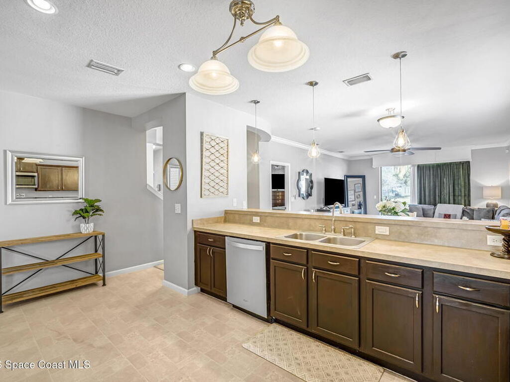 545 Dryden Circle, Cocoa, FL 32926