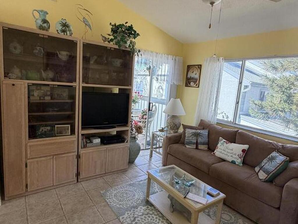 334 Beach Park Lane, Cape Canaveral, FL 32920