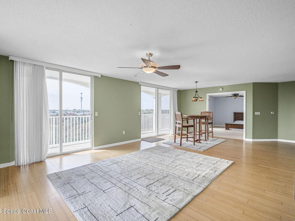 800 Del Rio Way, Merritt Island, FL 32953