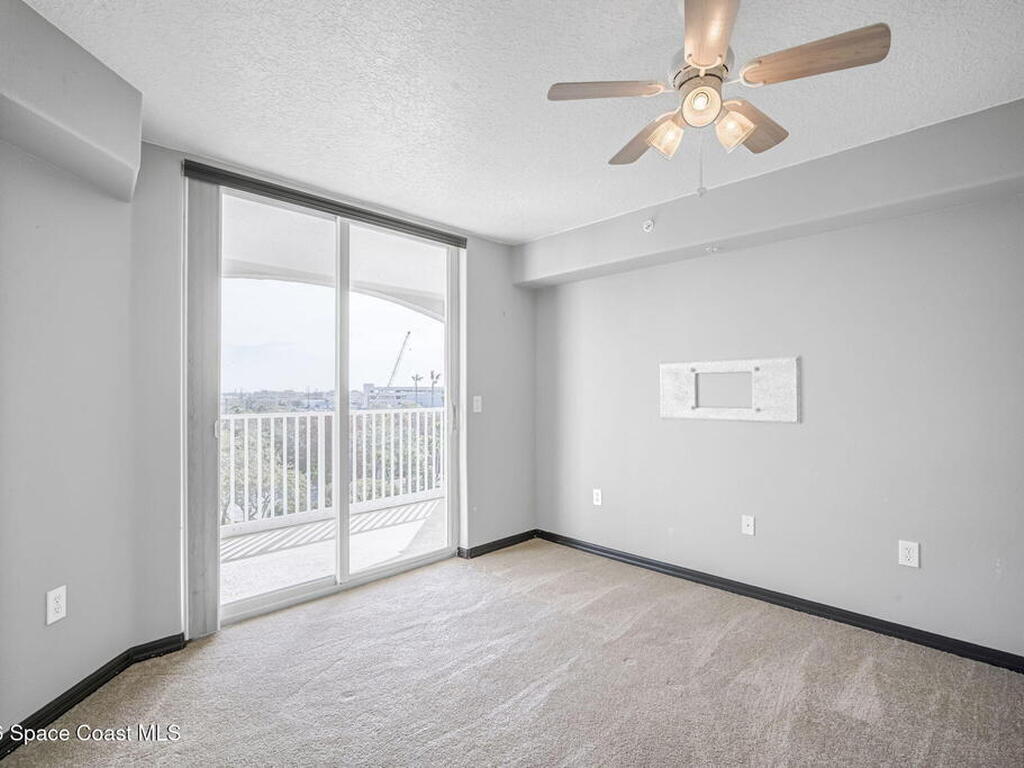 800 Del Rio Way, Merritt Island, FL 32953