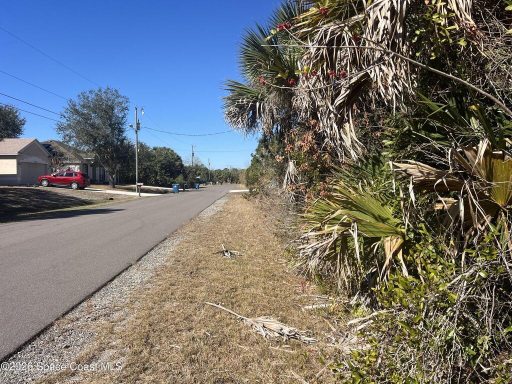 541 La Goy Street, Palm Bay, FL 32908