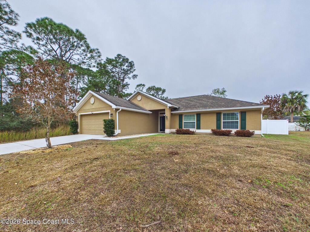 490 Tuloma Avenue, Palm Bay, FL 32908