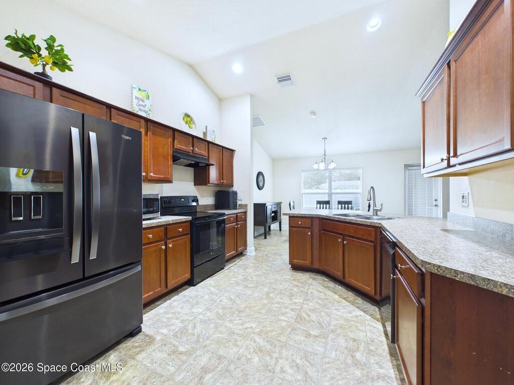 490 Tuloma Avenue, Palm Bay, FL 32908