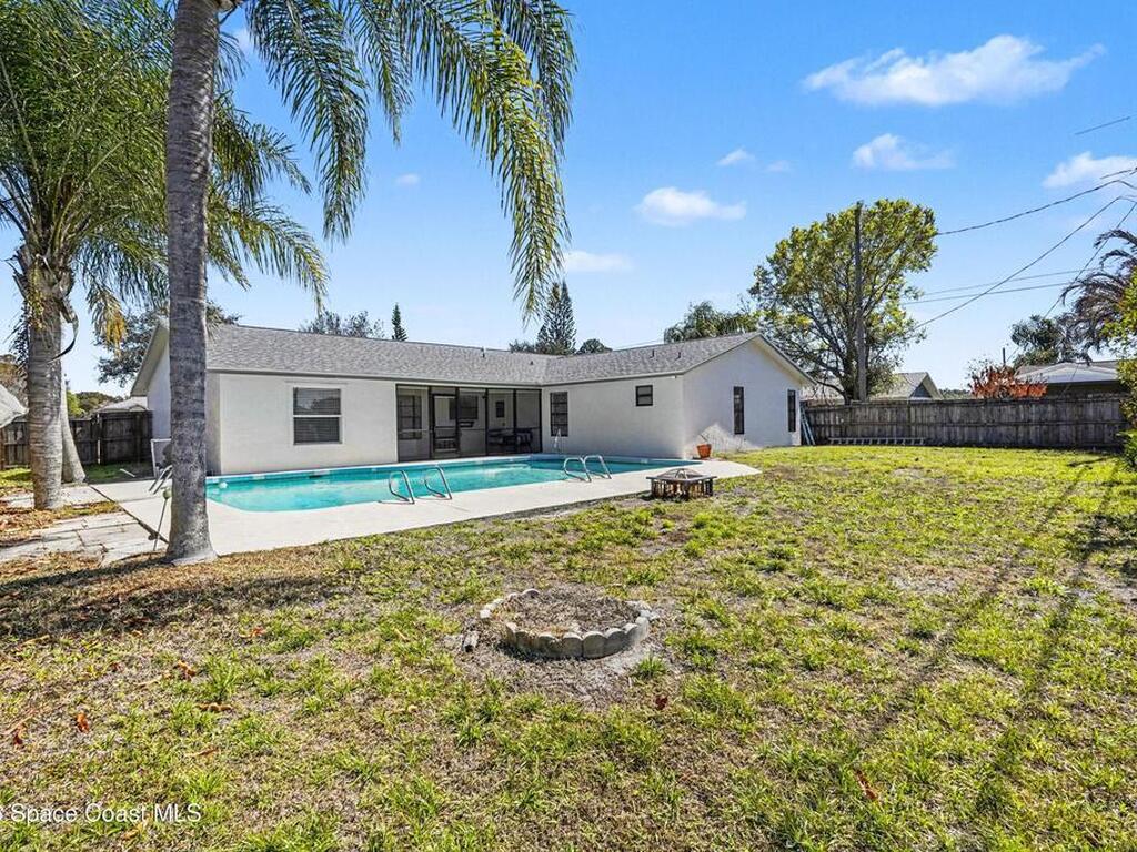 218 Cambridge Avenue, Palm Bay, FL 32907