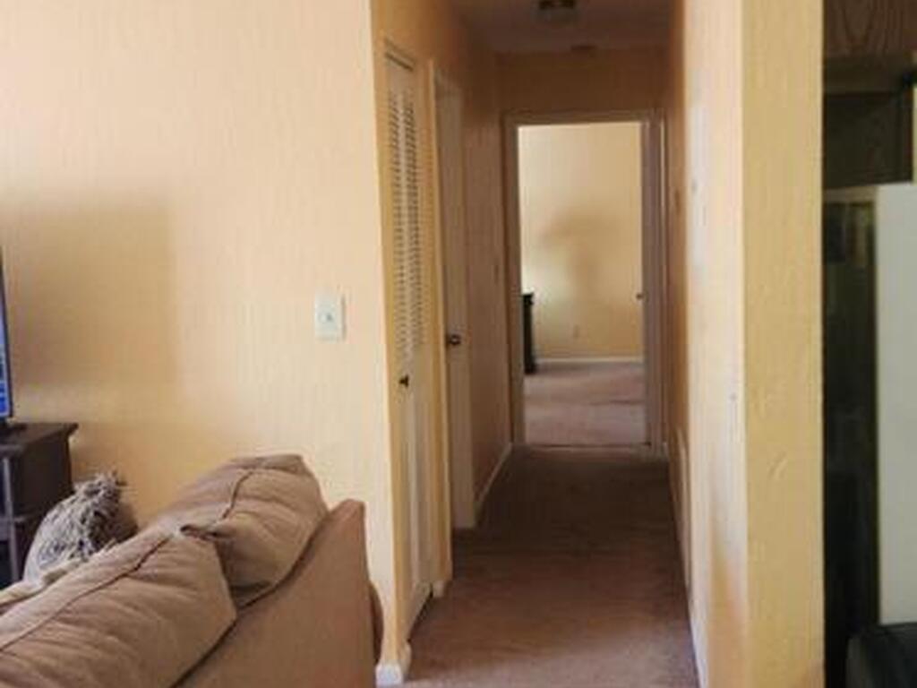 2101 Forest Knoll Drive, Palm Bay, FL 32905