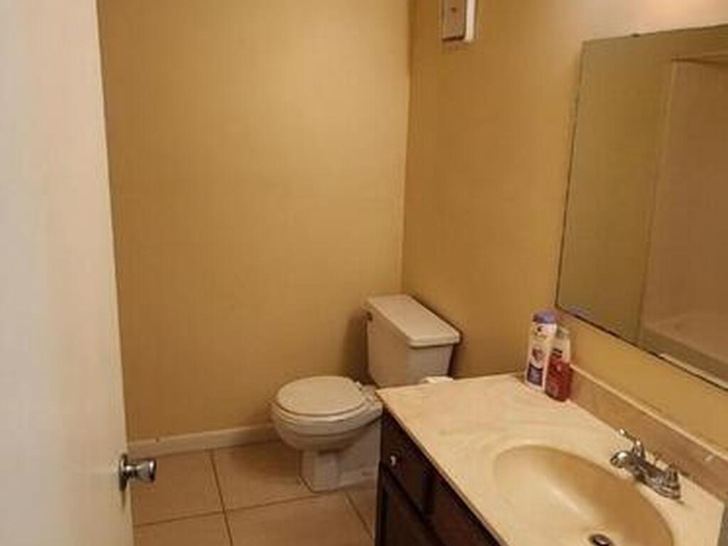 2101 Forest Knoll Drive, Palm Bay, FL 32905