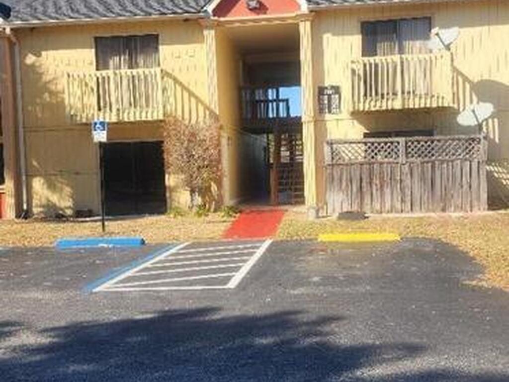 2101 Forest Knoll Drive, Palm Bay, FL 32905