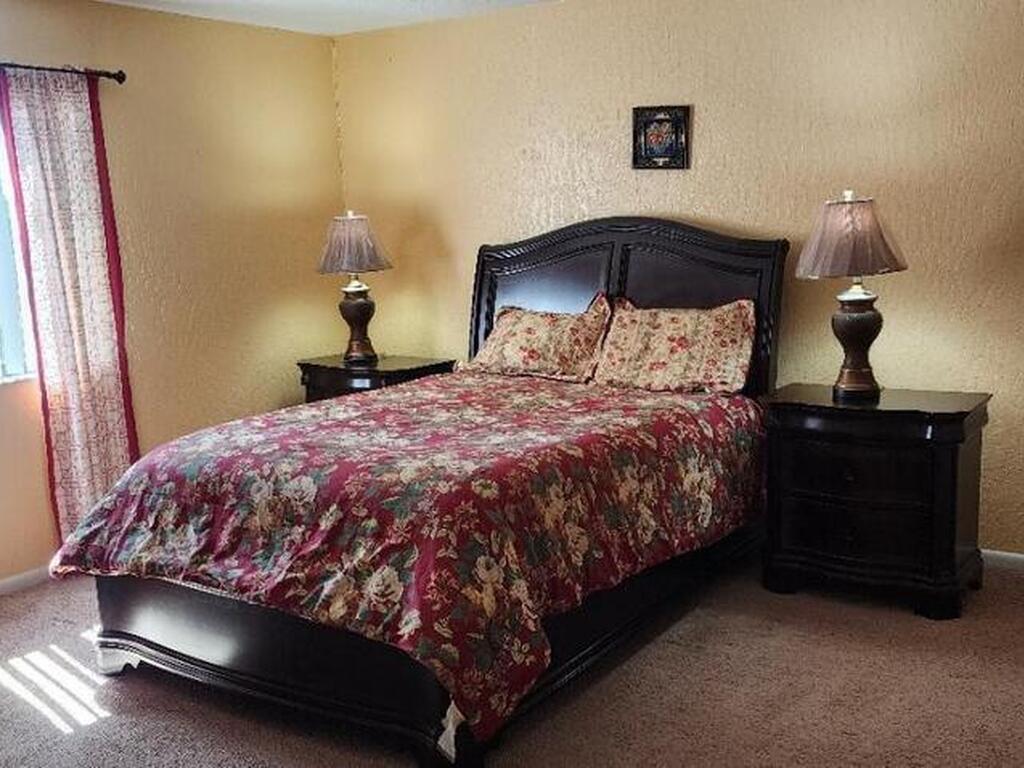 2101 Forest Knoll Drive, Palm Bay, FL 32905