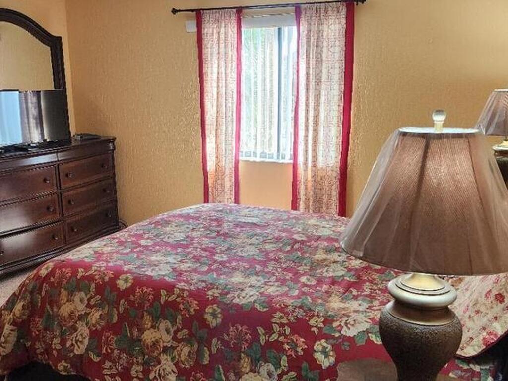 2101 Forest Knoll Drive, Palm Bay, FL 32905