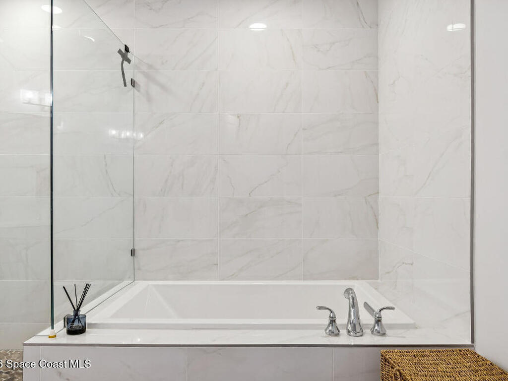 1795 N Highway A1a, Indialantic, FL 32903