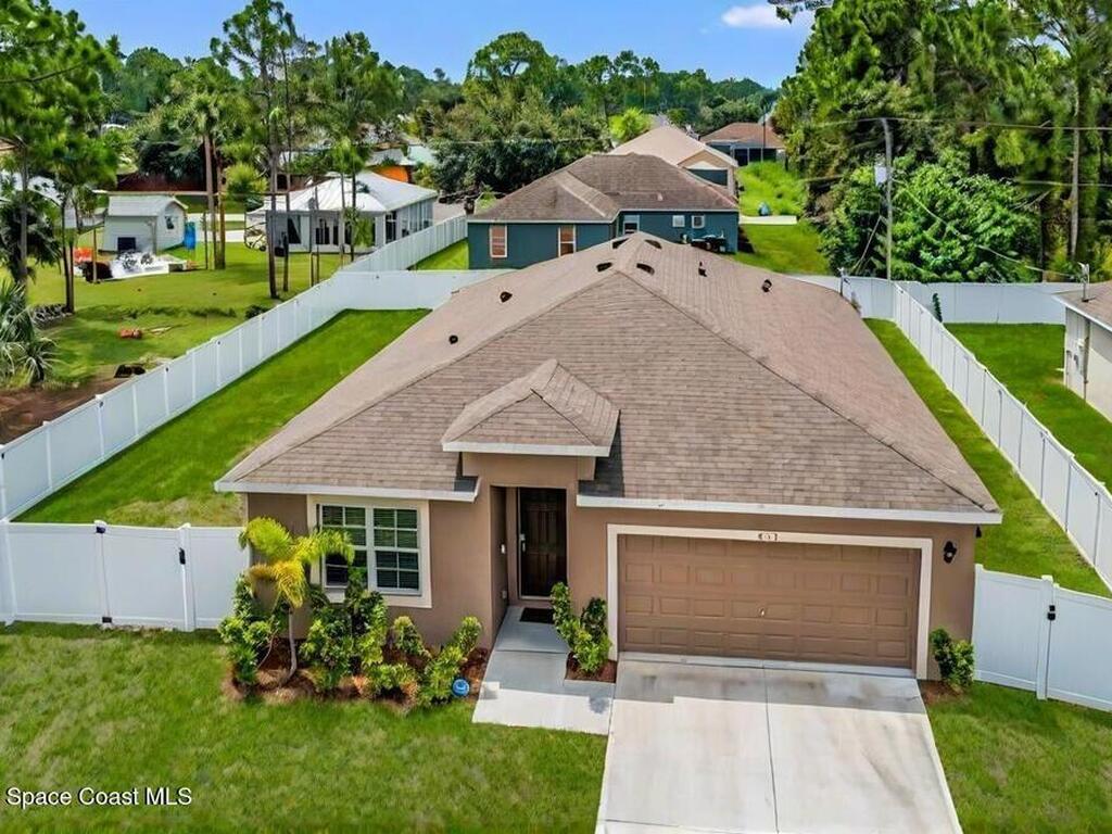 458 SW Haleybury Street, Palm Bay, FL 32908