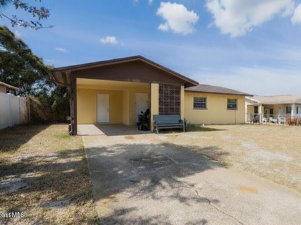 940 Allendale Street, Titusville, FL 32796