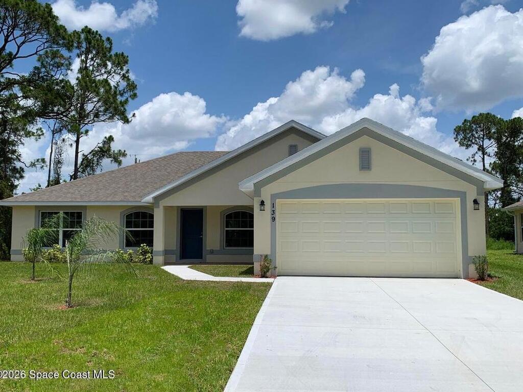 483 Oakleaf Street, Palm Bay, FL 32908