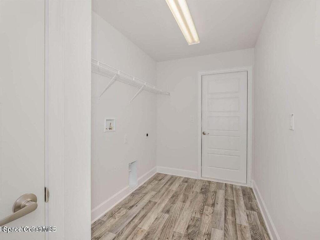 483 Oakleaf Street, Palm Bay, FL 32908