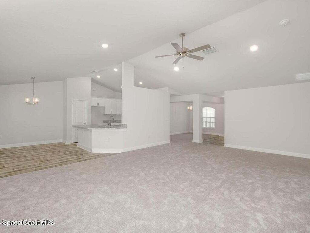 483 Oakleaf Street, Palm Bay, FL 32908