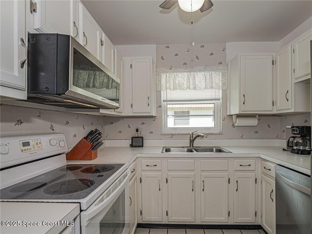 1 Vista Palm Lane, Vero Beach, FL 32962