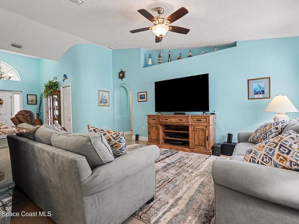 602 Ballon Terrace, Palm Bay, FL 32909