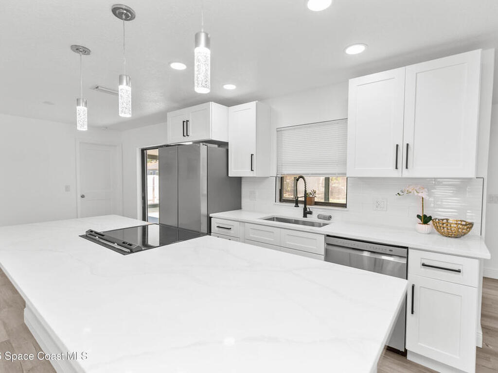 726 Cleaves Street, Palm Bay, FL 32909