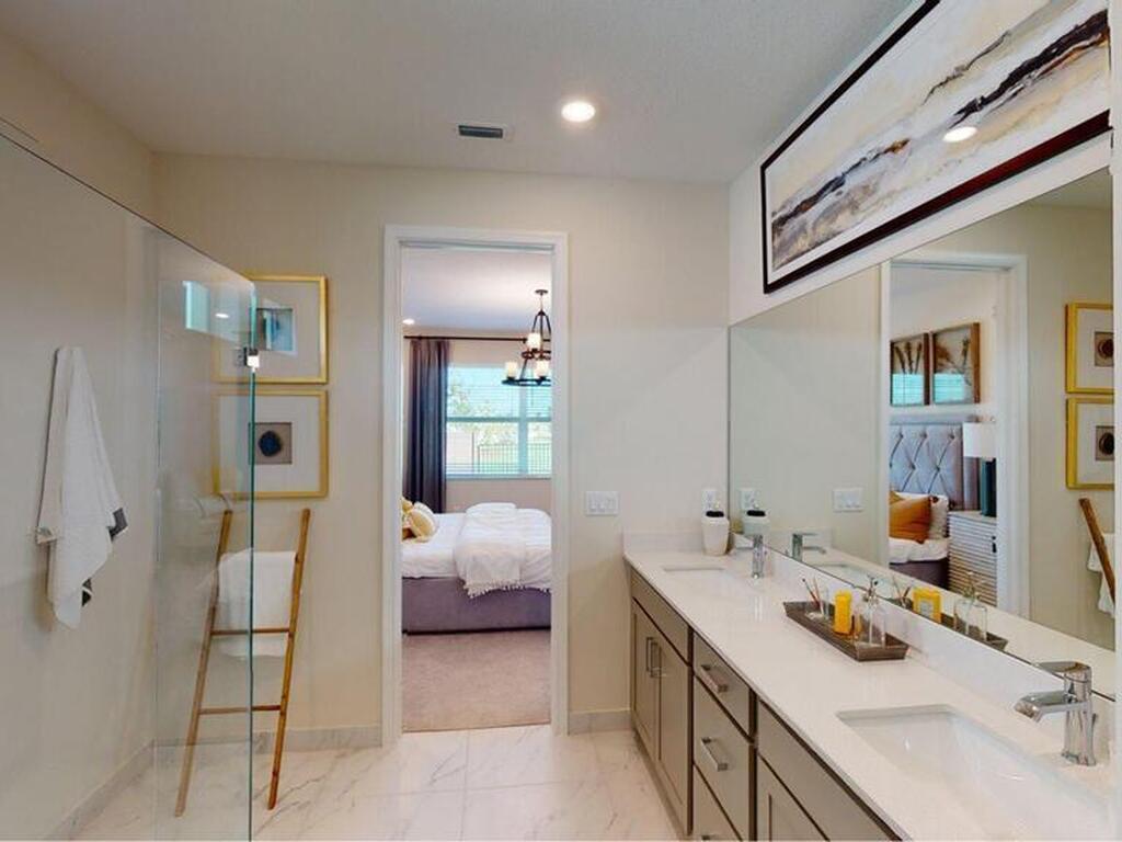 1630 Pantone Way, Palm Bay, FL 32907