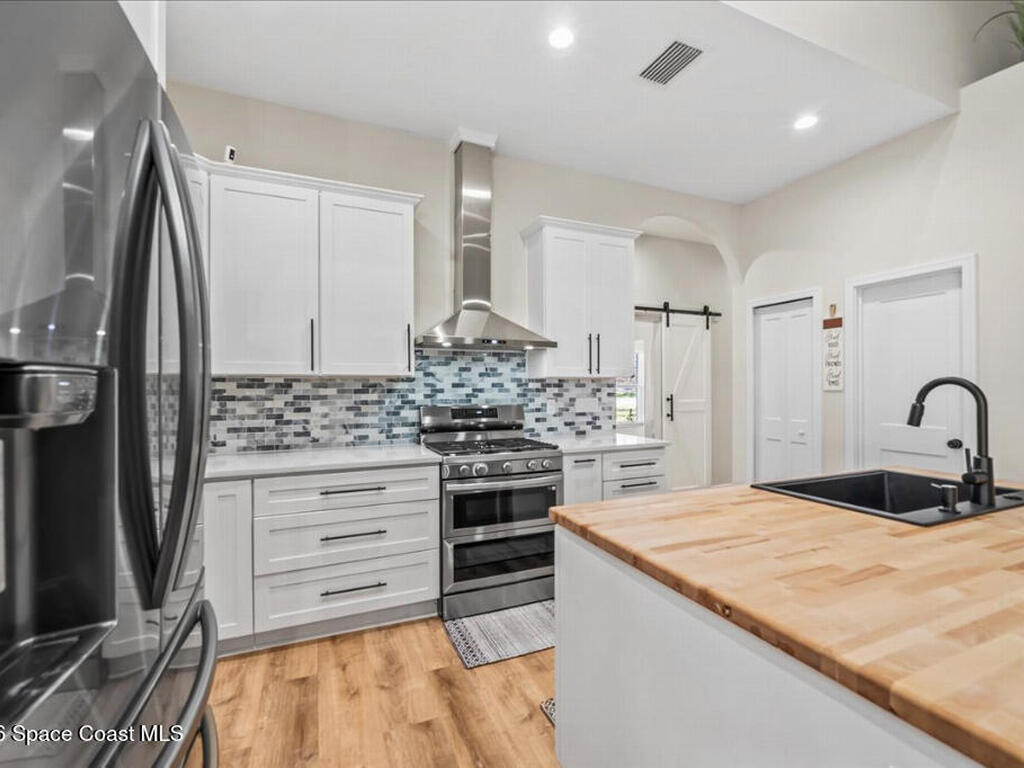 35 River Ridge Drive, Rockledge, FL 32955