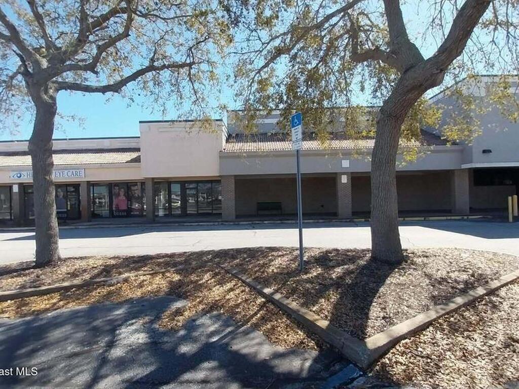 1887 Knox Mcrae Drive, Titusville, FL 32780