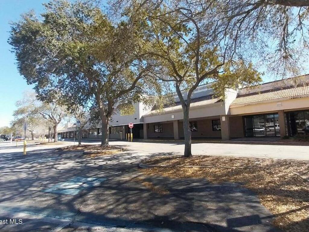 1887 Knox Mcrae Drive, Titusville, FL 32780