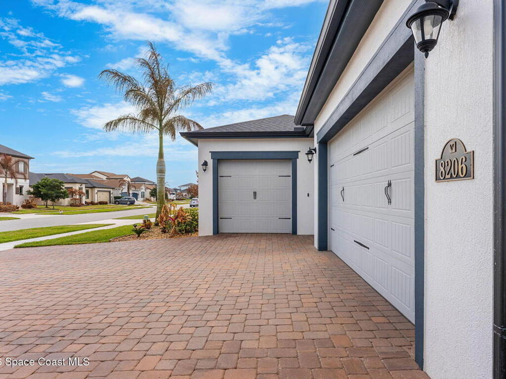 8206 Lyside Drive, Melbourne, FL 32940