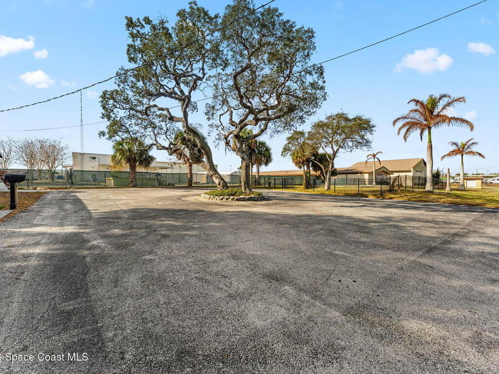 1029 Sarno Road, Melbourne, FL 32935