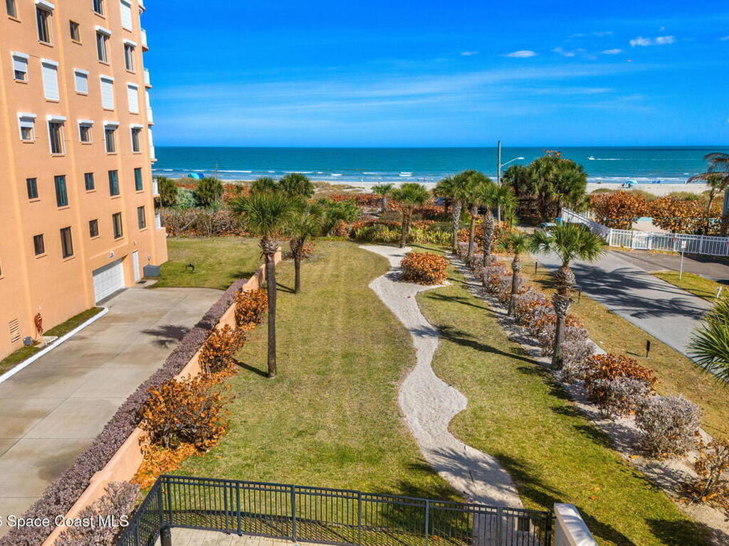 410 Hayes Avenue, Cocoa Beach, FL 32931