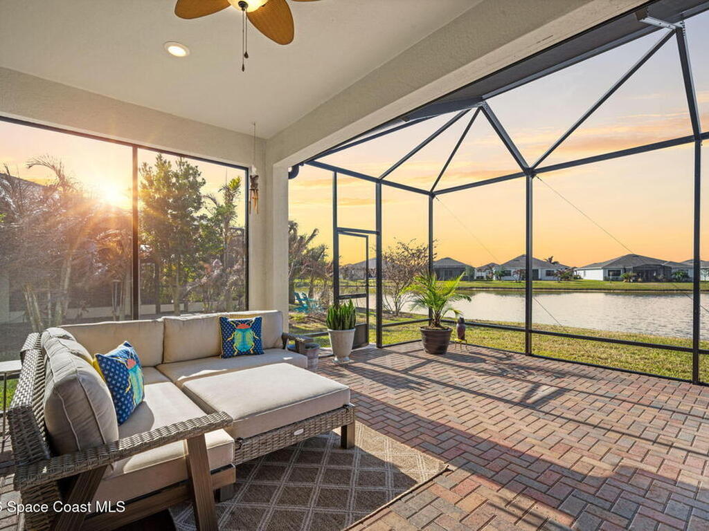 2461 Treasure Cay Lane, Melbourne, FL 32940