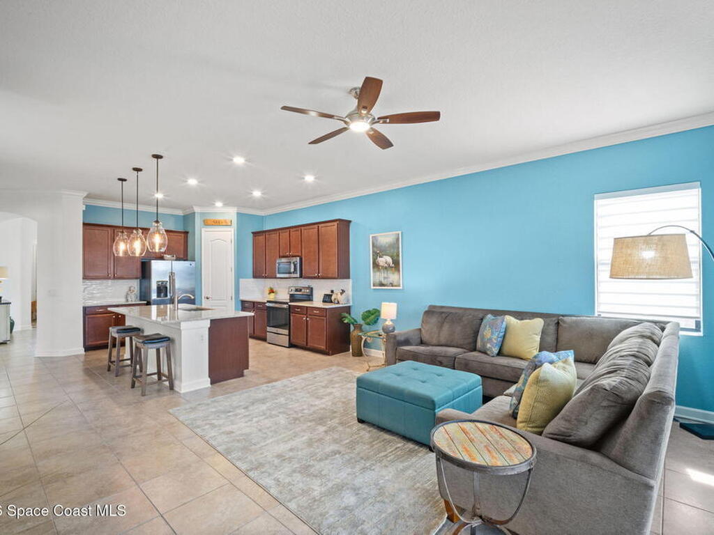 2461 Treasure Cay Lane, Melbourne, FL 32940