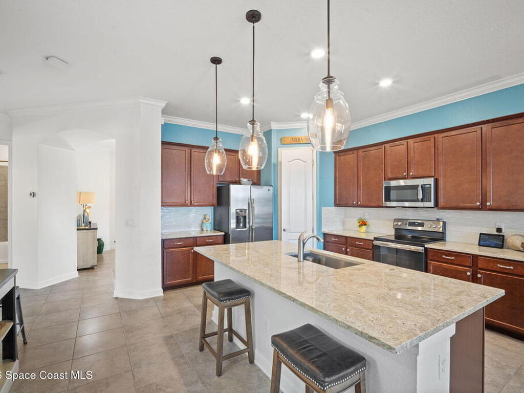 2461 Treasure Cay Lane, Melbourne, FL 32940