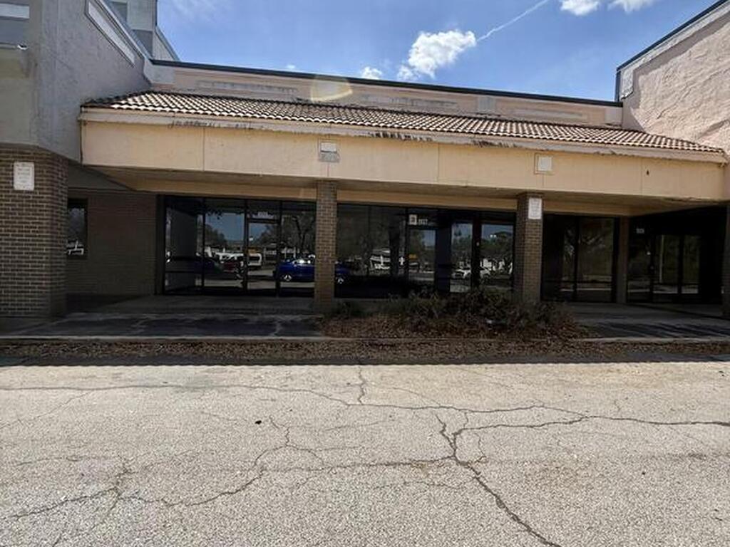 1925 Knox Mcrae Drive, Titusville, FL 32780