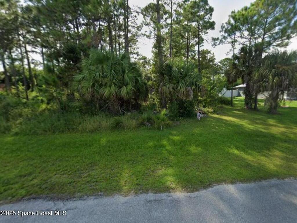 718 Daniels Avenue, Palm Bay, FL 32908