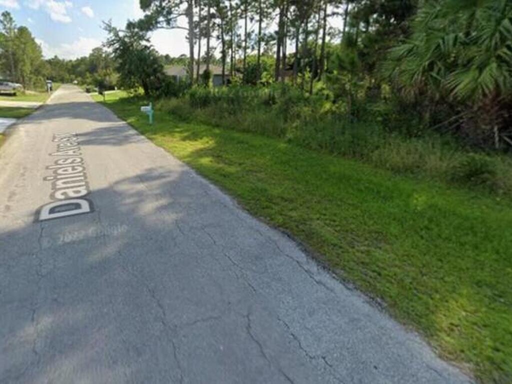 718 Daniels Avenue, Palm Bay, FL 32908