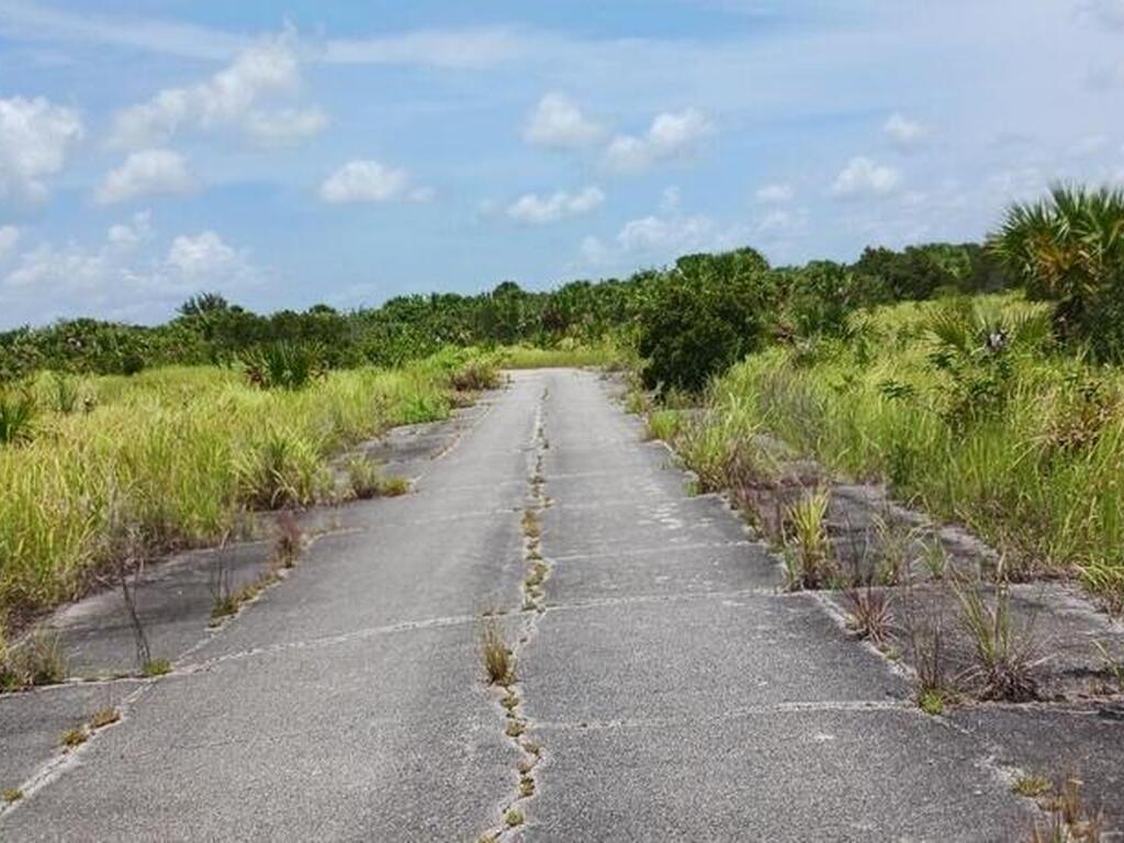 2033 Midwest Avenue, Palm Bay, FL 32908