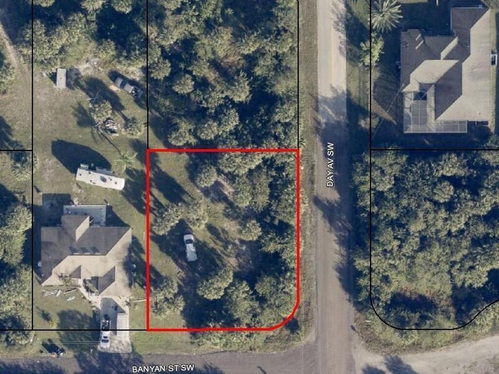 661 Banyan (Corner Of Day Ave. Sw) Street, Palm Bay, FL 32908