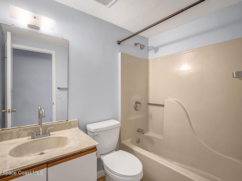 7815 Maplewood Drive, Melbourne, FL 32904