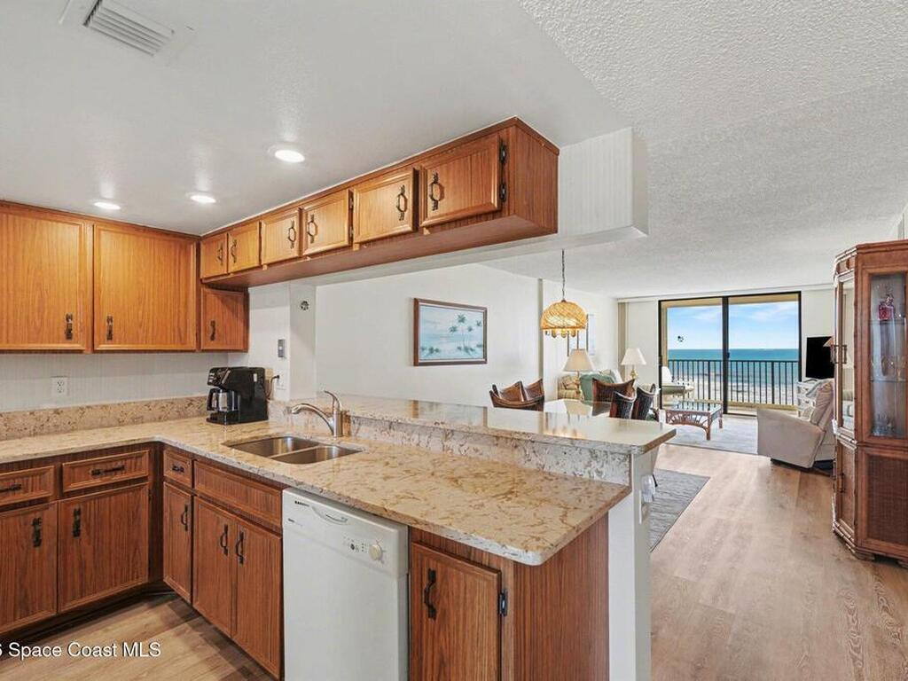 1860 N Atlantic Avenue, Cocoa Beach, FL 32931