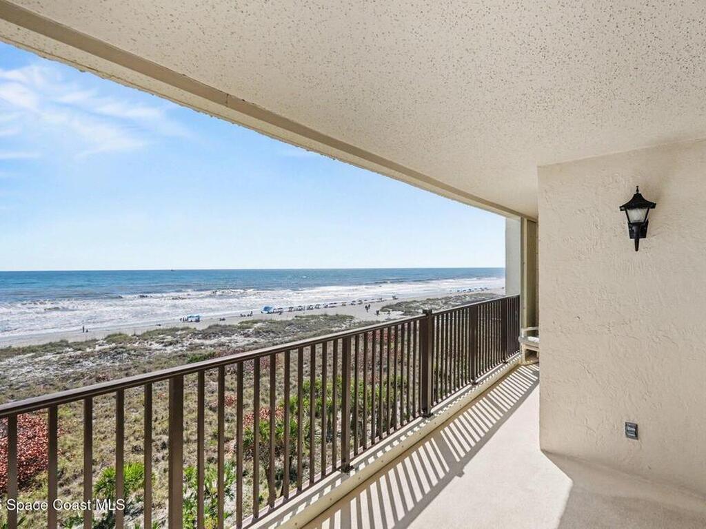 1860 N Atlantic Avenue, Cocoa Beach, FL 32931